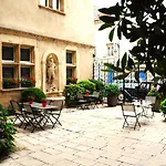 D'haussonville 4*