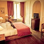 D'haussonville 4*