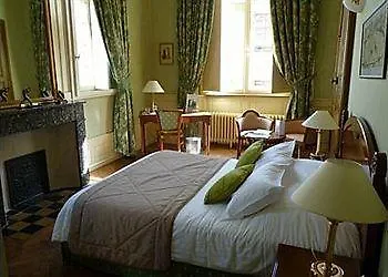 D'haussonville מלון 4*