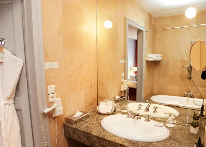 D'haussonville 4* Νανσύ