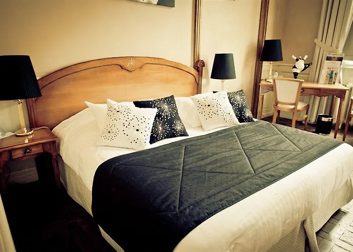 D'haussonville Hotel